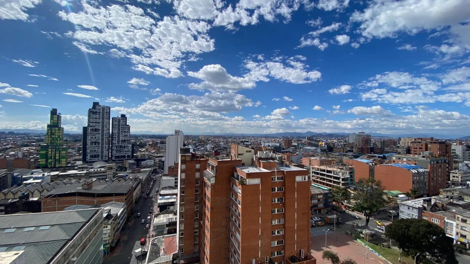 Appartamento Balcon Iluminacion Ventilacion En Chapinero Bogotá