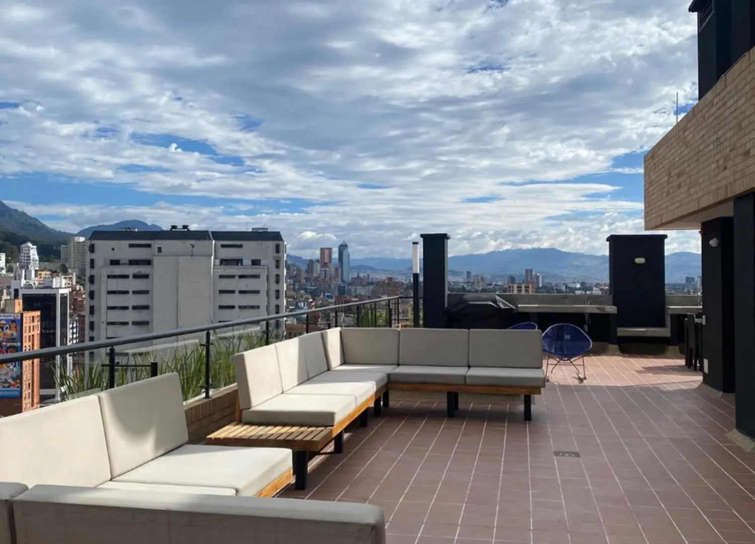 Apartment Balcon Iluminacion Ventilacion En Chapinero Bogota